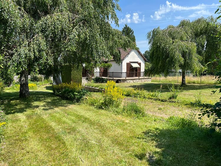 Coup de coeur à Savignies : Maison rénovée avec cheminée et garage…