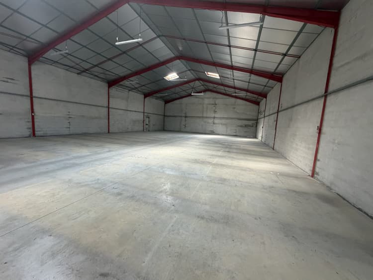 Immobilier Professionnel à louer Miramas
