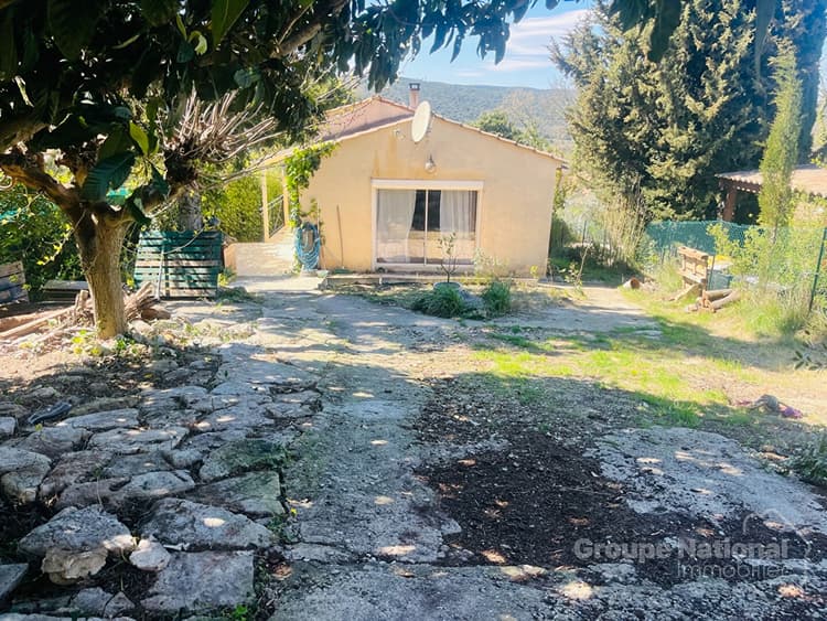 Maison 75m2 sur 1175m2 de terrain à Goudargues