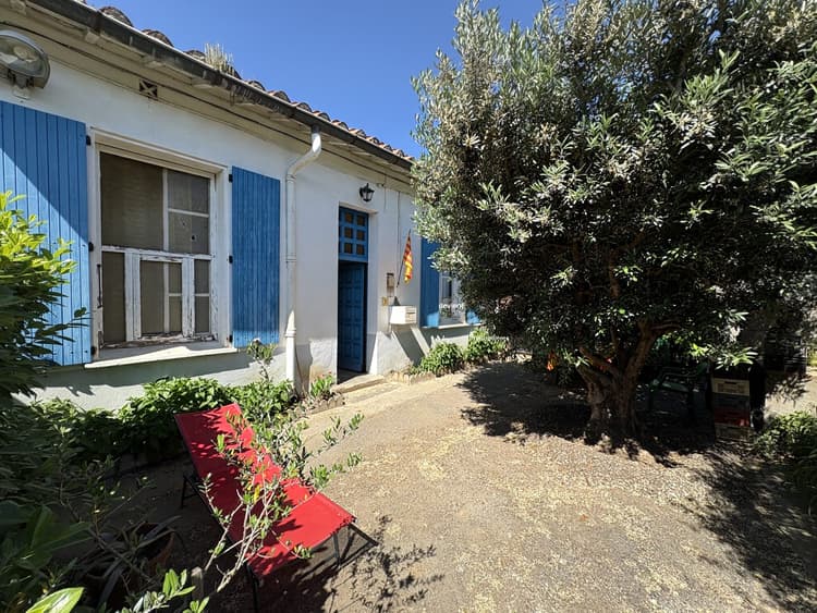Maison de plain-pied en nue-propriété occupée Rodès (66)