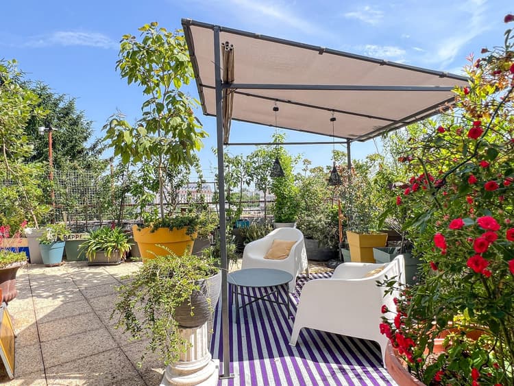 Dernier étage avec 133m2 de terrasse