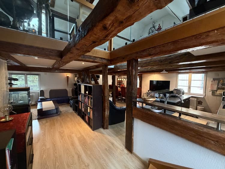 IMMEUBLE AVEC RESTAURANT ET DUPLEX