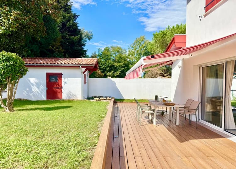 CAMBO LES BAINS MAISON NEUVE TOUT CONFORT