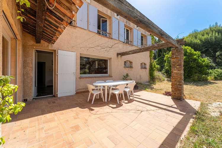A VENDRE - Maison BARQUEROUTE bord de mer - Carry Le Rouet 7 pièce(s) 350 m2