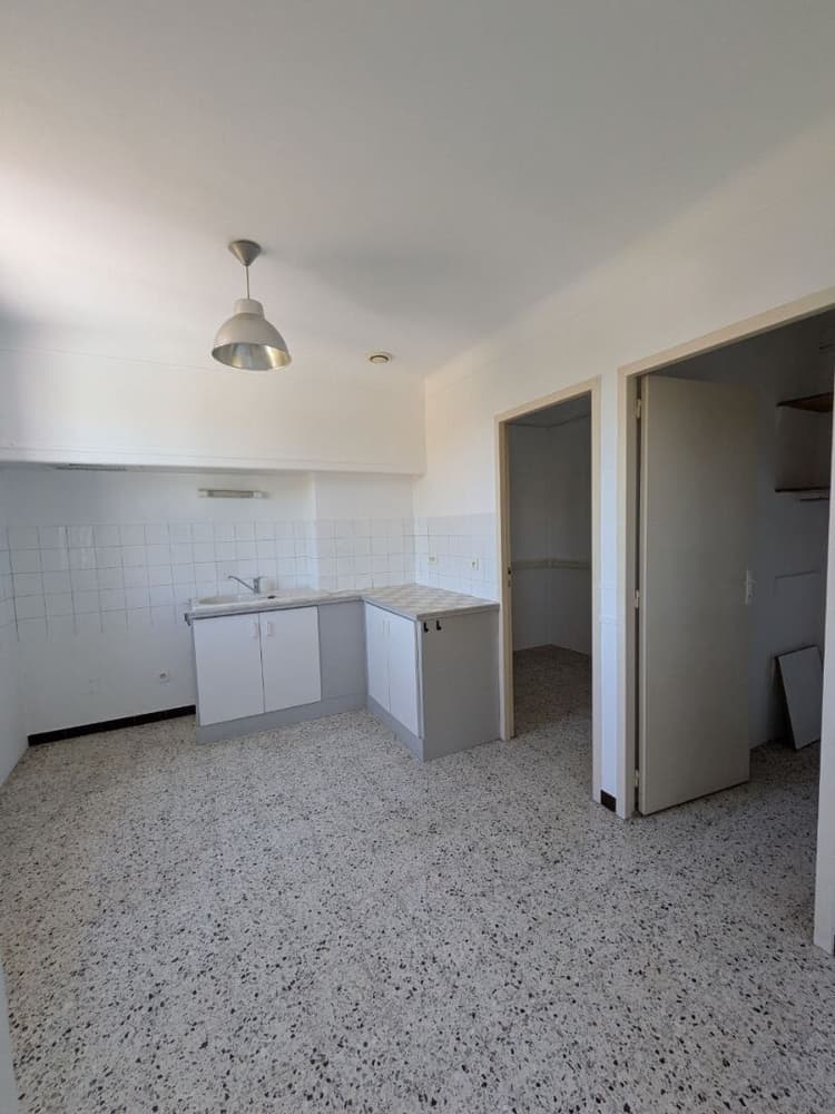 Appartement Courthezon 2 pièces 45m2