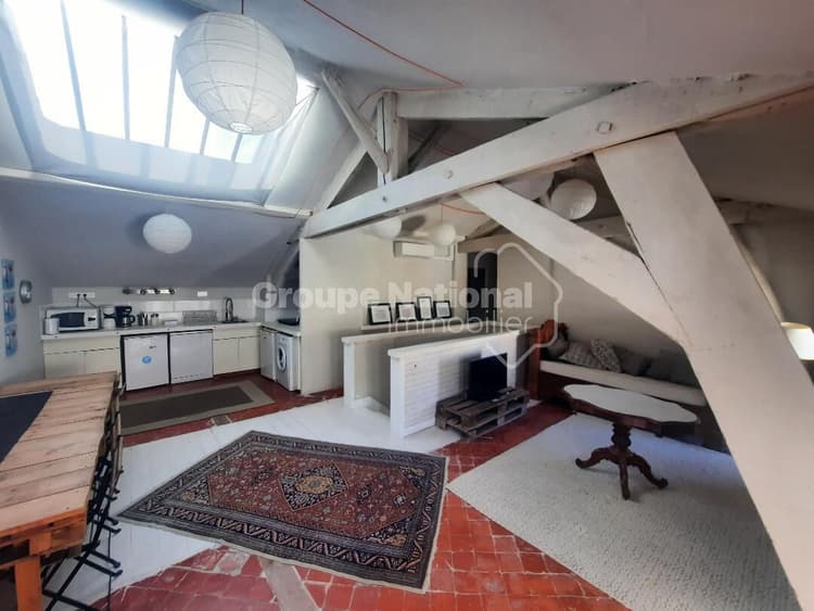 À VENDRE MAILLANE, APPARTEMENT 3 PIÈCES, EXTÉRIEUR, PARKING