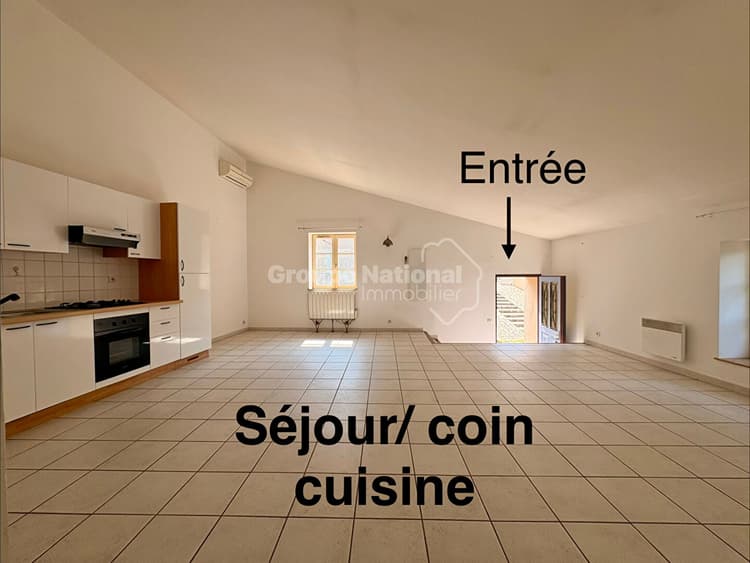 Appartement T2 bis atypique avec mezzanine au centre de Châteauneuf-du-Pape