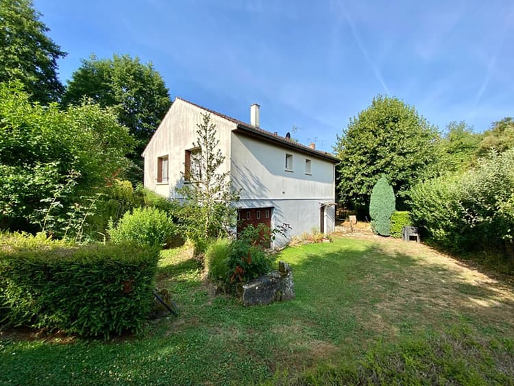 Maison 2 chambres, sous-sol complet, PUTANGES LE LAC