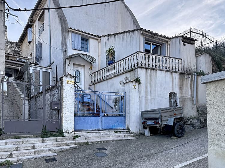 Exclusivité - Charmante maison de village 104 m² .