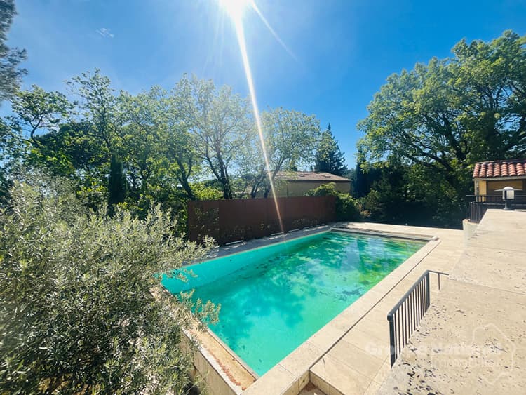 Maison 216m2 sur 2734m2 de terrain avec piscine - Vallée de la Céze
