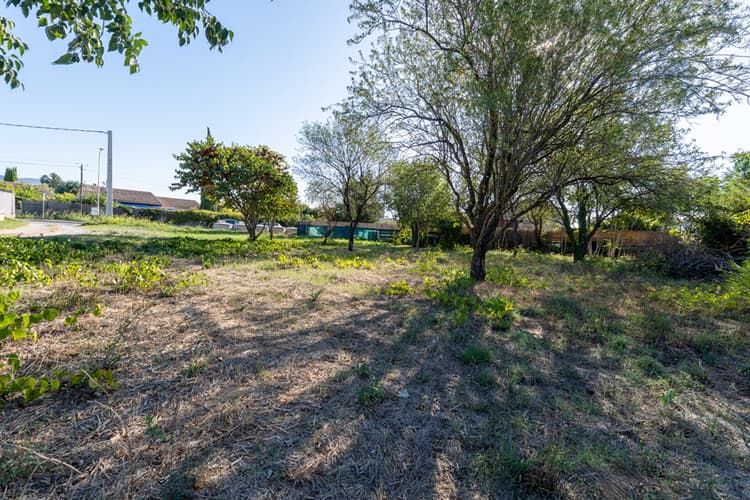 Terrain constructible de 1000m²