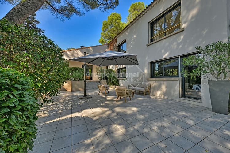 Maison P6 de 194 m² au calme absolu avec jardin sans vis-à-vis - Nîmes Castanet