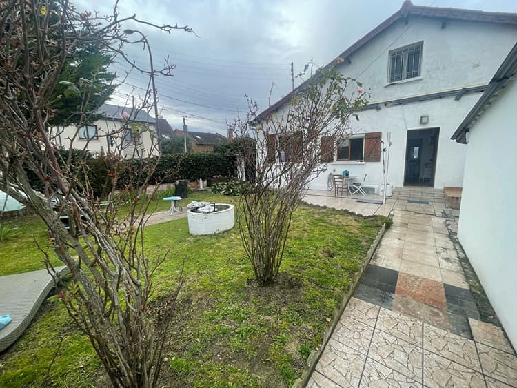 MAISON BEZONS - 5 pièce(s) - 110 m2