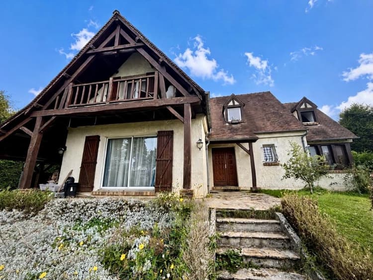 Grande maison familiale de 180 m2 sur terrain de 1 192 m2