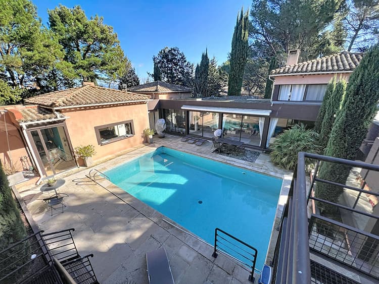 Maison Villeneuve Les Avignon 8 pièce(s) 275 m2