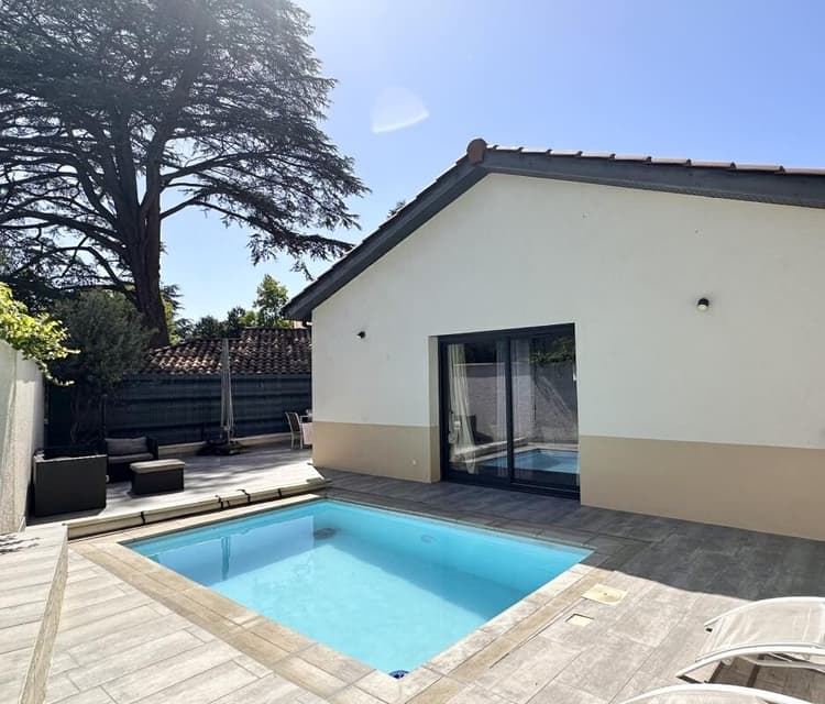 EXCLUSIVITE CHARLY CENTRE MAISON RECENTE DE PLAIN-PIED 4 CHA