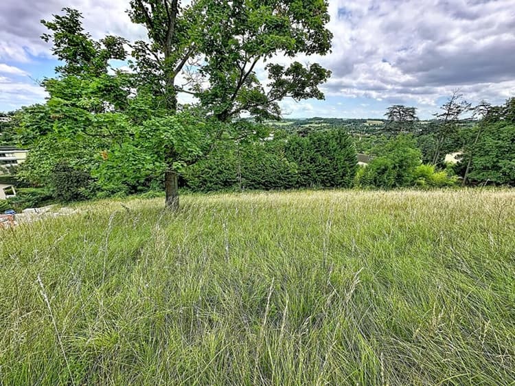 Terrain Saint Genis Laval 1200 m2