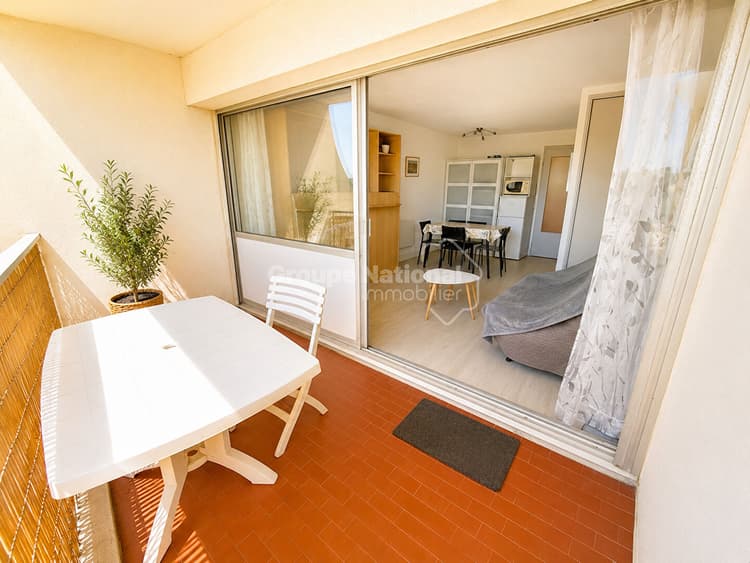 Charmant appartement avec terrasse sur le port