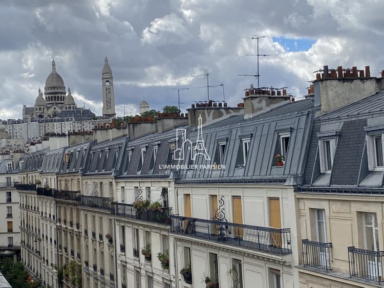 RUE DE SUEZ : T2 EN ÉTAGE ÉLEVÉ AVEC VUE SPLENDIDE