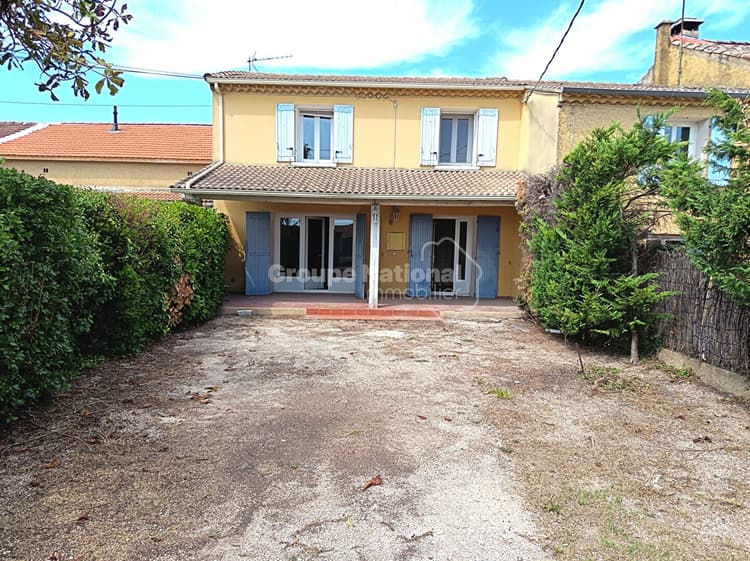 CAMARET SUR AIGUES Villa T5