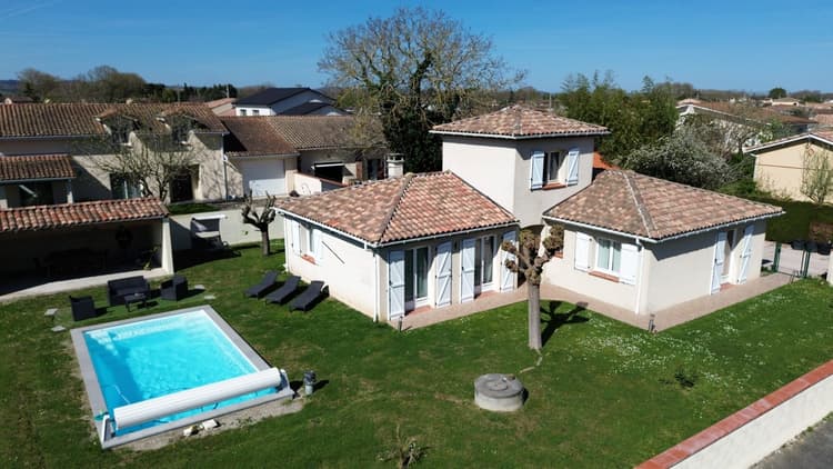 Maison T7 de 140 m² avec parcelle de 800 m²