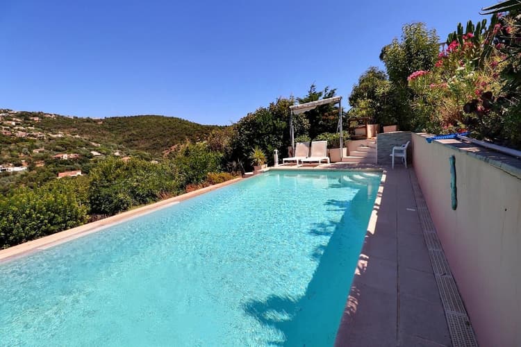 Villa les Issambres 6 chambres - 188 m² - Piscine - T3/4 indépendant