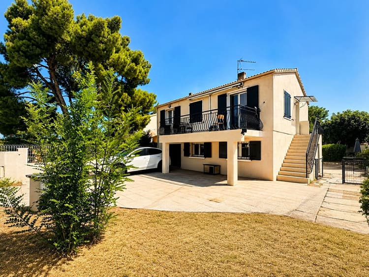 Marignane maison 4 pièce(s) 101 m2 avec garage