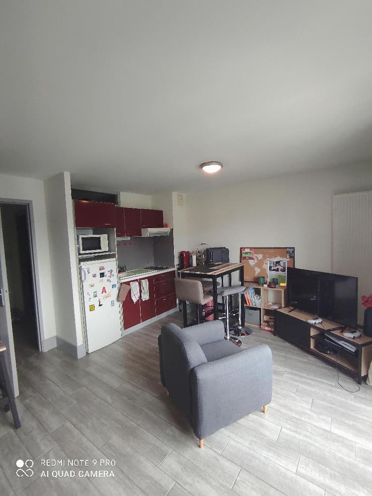 Appartement vendu loué - avec parking et cave