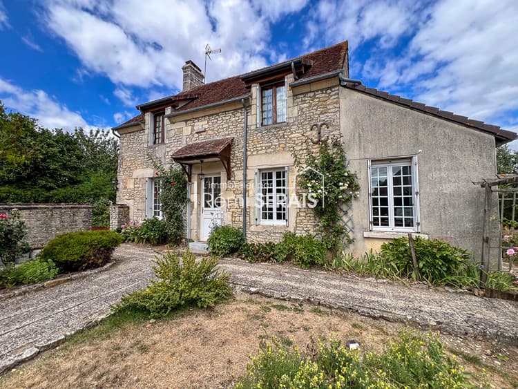 Maison en pierre avec 3 chambres à vendre entre ARGENTAN et FALAISE à RI