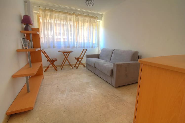 Studio 20,15 m² à louer - 5 avenue Principal Pastour, Antibes
