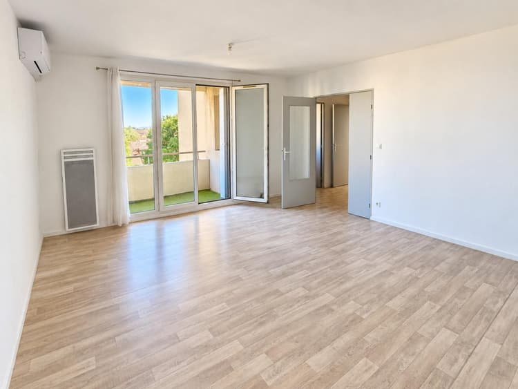 Appartement 3 pièces 71,51 m2 avec terrasse et garage - Avig