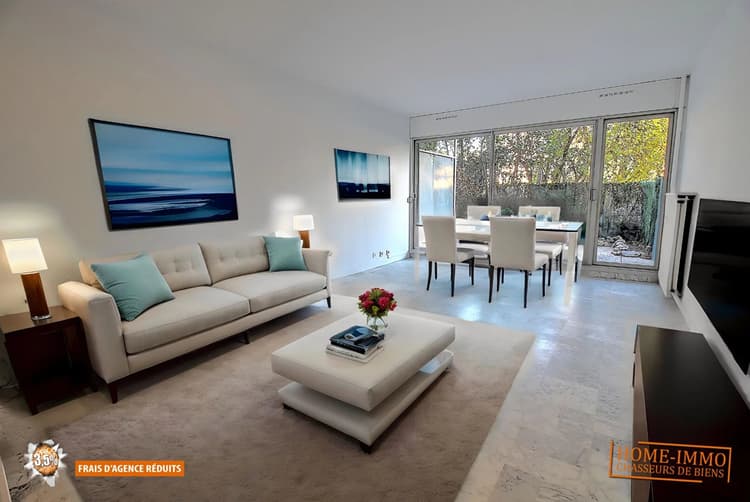 Antibes, grand studio en Rez de Jardin de 35m2