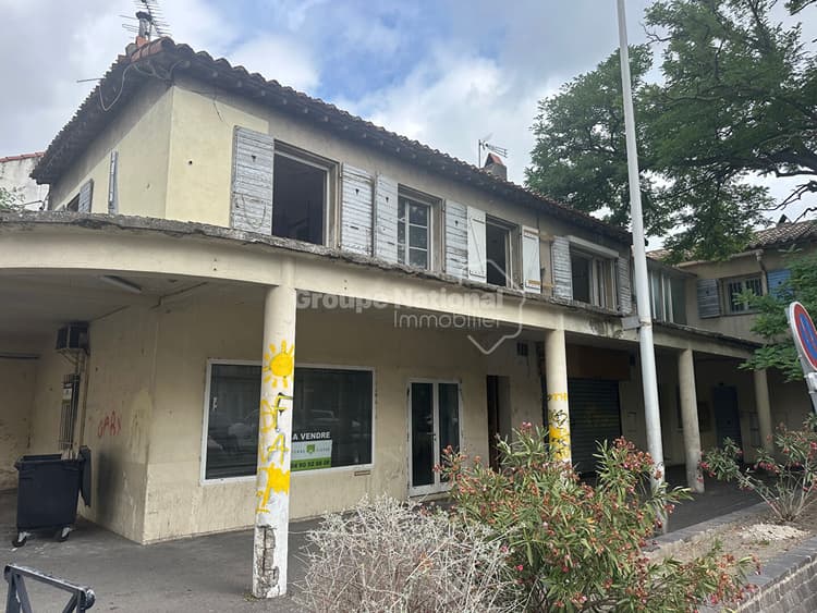 A vendre Immeuble de rapport à Arles Chabourlet