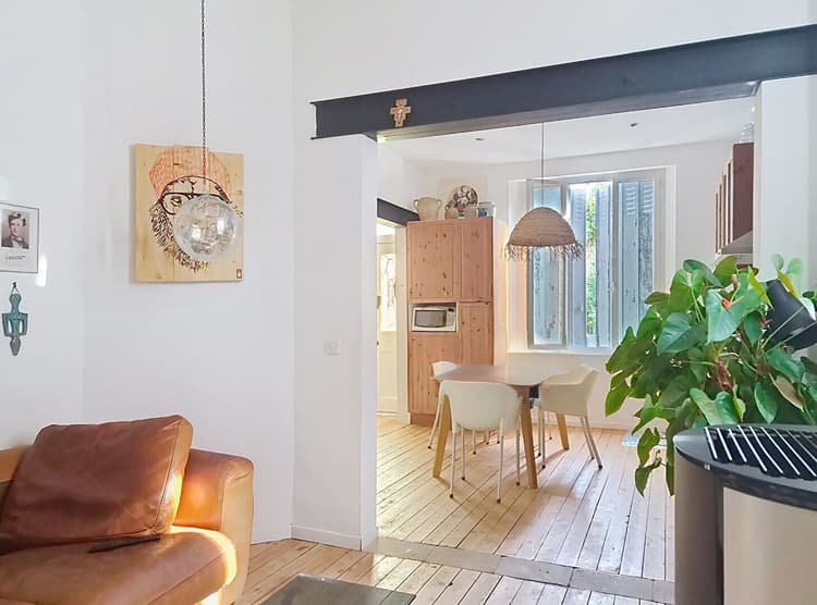 Maison 110 m² / 2 appartements + studio indépendant / Terrain 200 m²