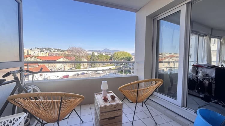Nice Vauban - Appartement 2 pièces sans vis à vis