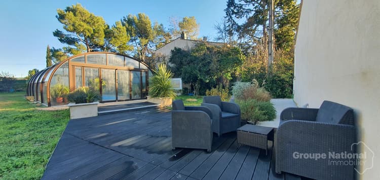 JOLIE VILLA PLAIN PIED AVEC PISCINE