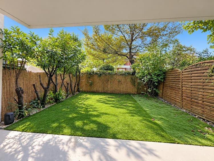 EXCLUSIVITE - AVIGNON - T3 - jardin - parking - garage