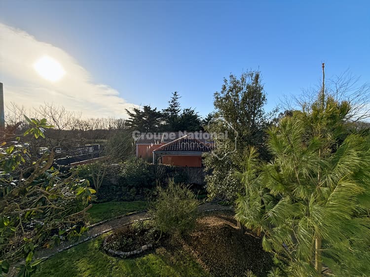 Maison La Plaine Sur Mer 6 pièce(s) 211 m2