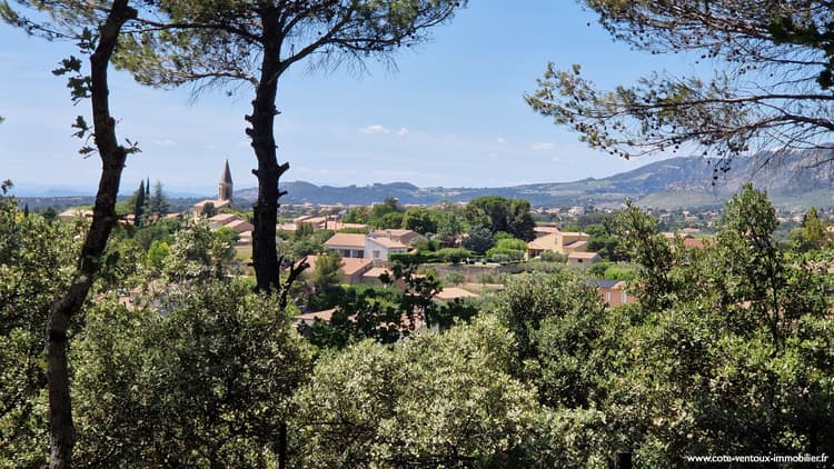 Maison avec vue Crillon le Brave 135 m² sur 2000 m² terrain piscine…