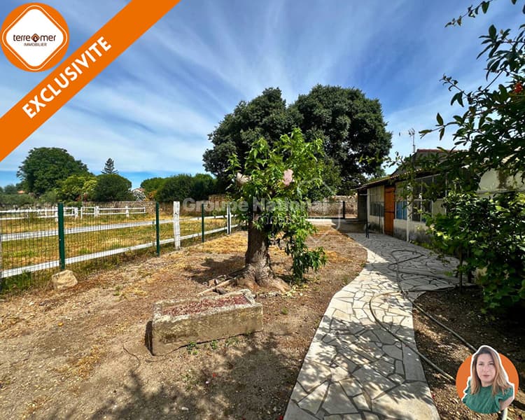 Maison 3 chambres, jardin et dépendance au coeur du village