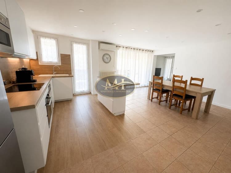 APPARTEMENT DE TYPE 6 / BALCON / CAVE / RESIDENCE SECURISEE