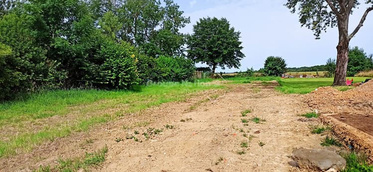 Terrain Sainte Genevieve 1066 m2