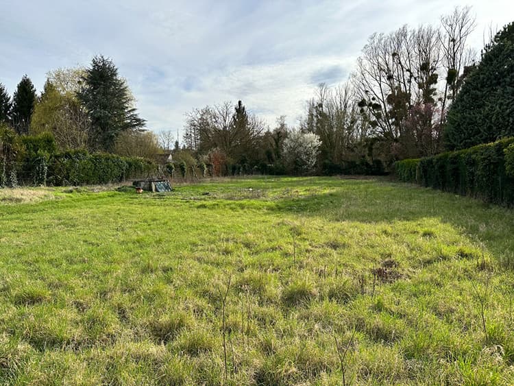 Terrain constructible 2000m²