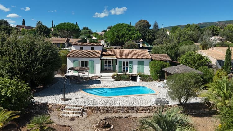 Maison individuelle à La Bouverie - 4 pièces de 103 m2