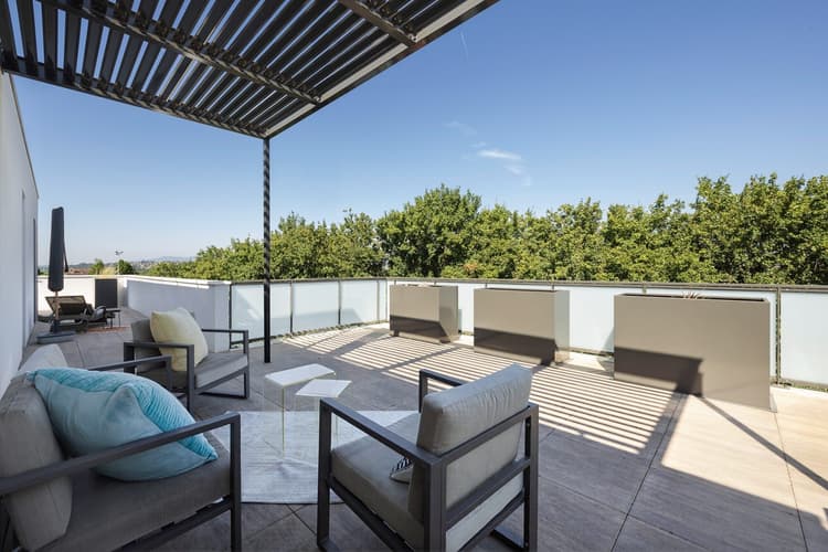 Dernier étage T4 de 101 m² Terrasse de 78 m² Vue