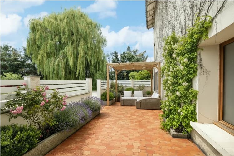 Maison T4 avec terrasse et jardin