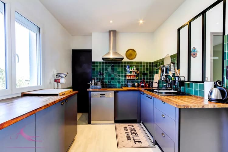 APPARTEMENT T4 CENTRE DE GHISONACCIA