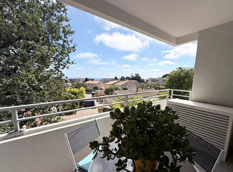 ANTIBES 3 pièces neuf de 64 m² - Vue mer