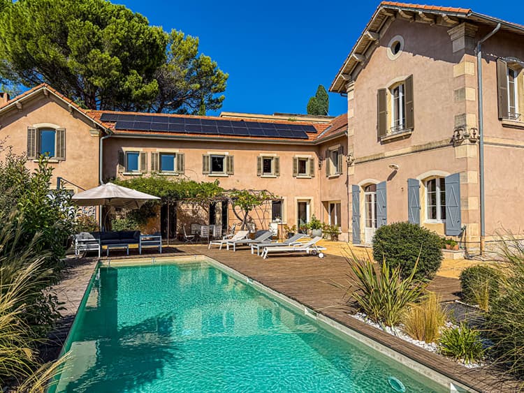 Maison Villeneuve Les Avignon 5 pièce(s) 264 m2