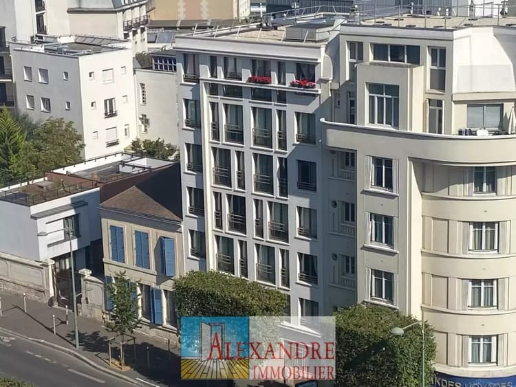 Appartement récent 56.18 m² ARCUEIL Laplace